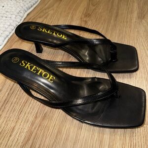 Black Women's Sandals